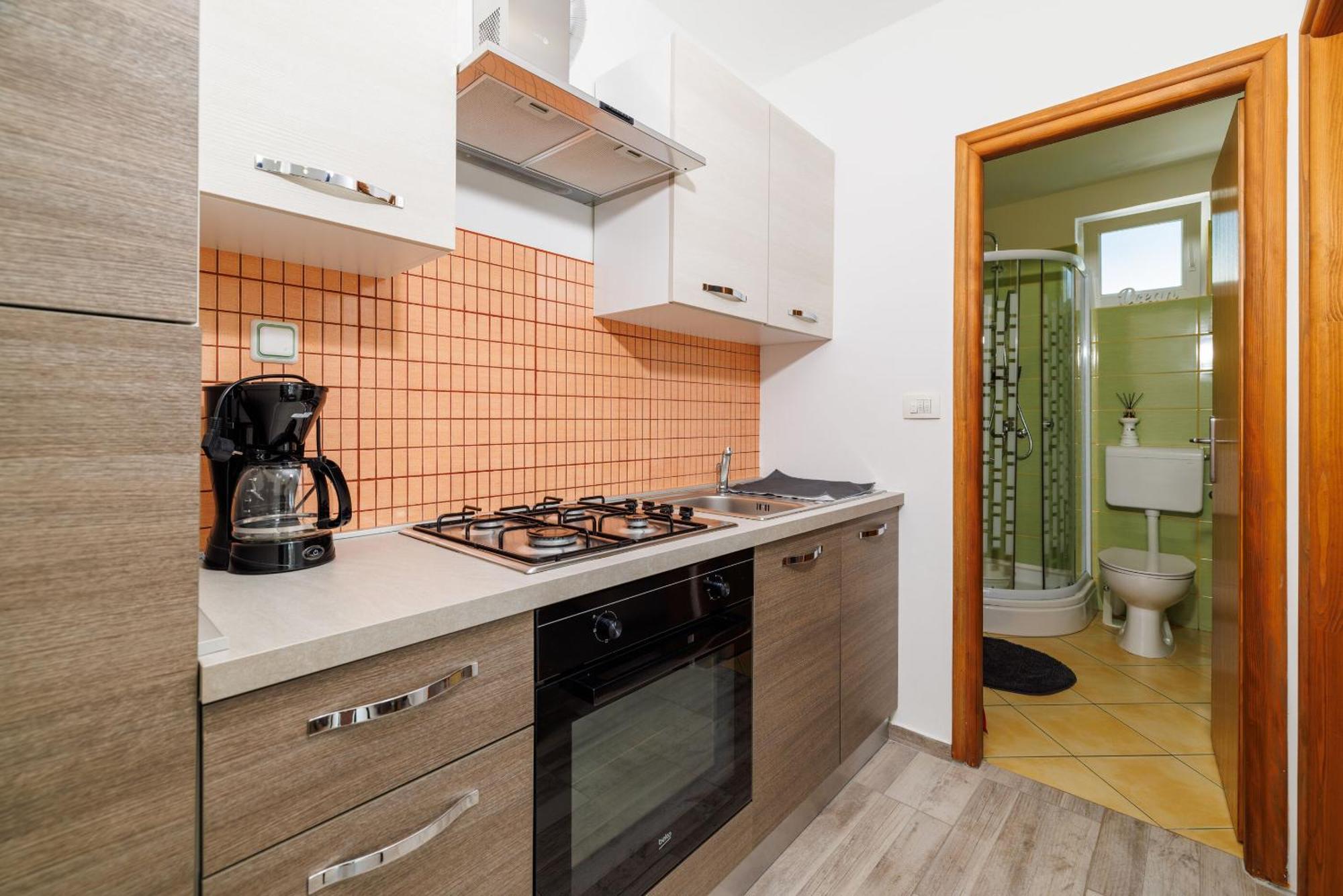 קריקווניצה Apartments Luna מראה חיצוני תמונה